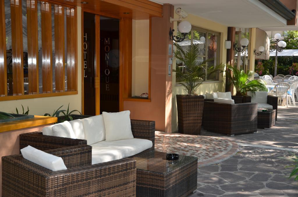 Hotel Monique Cervia Eksteriør bilde