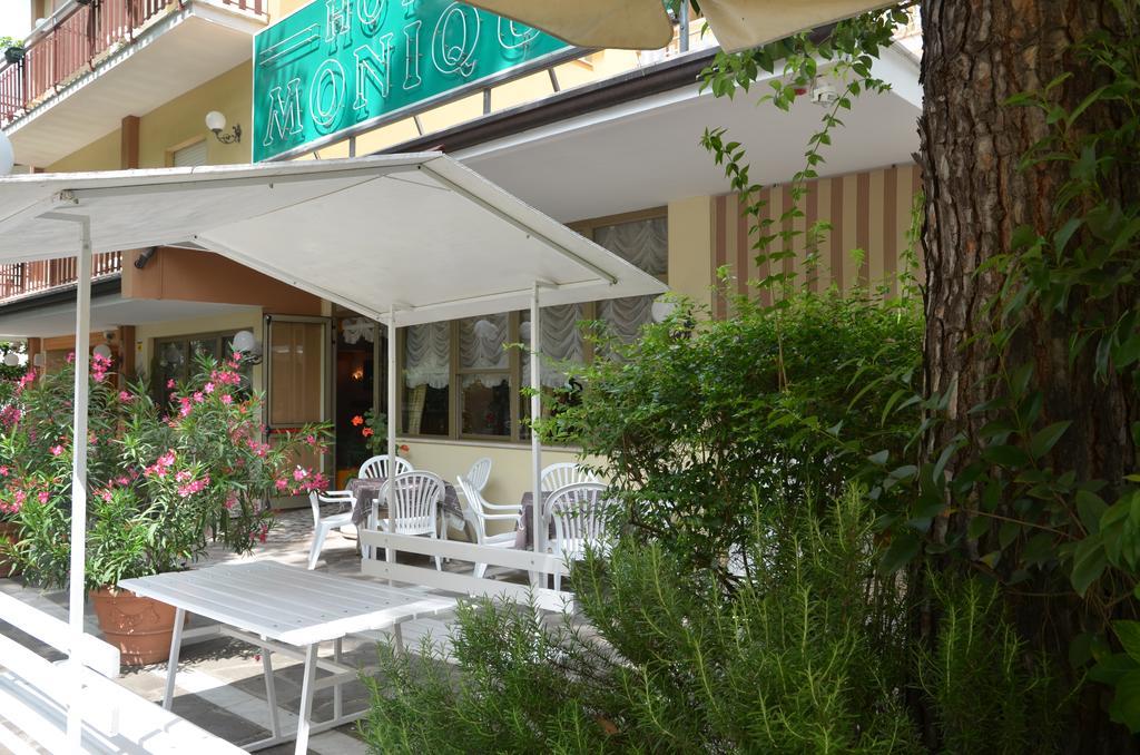 Hotel Monique Cervia Eksteriør bilde