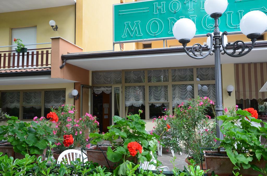 Hotel Monique Cervia Eksteriør bilde