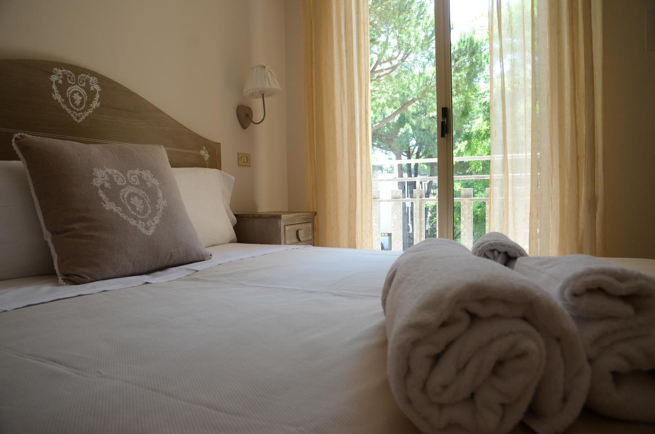 Hotel Monique Cervia Eksteriør bilde